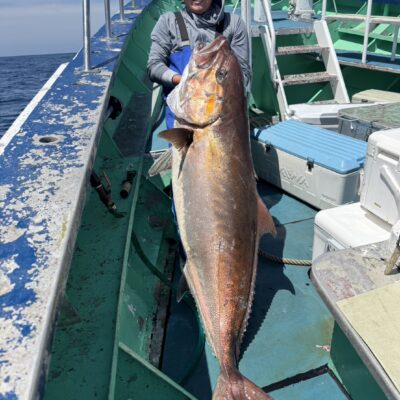 銭洲😊カンパチ５４.６kgゲット😊